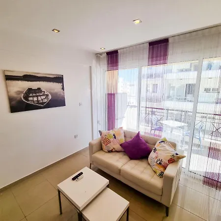 City Vibrance Apartment Larnaca Exterior photo
